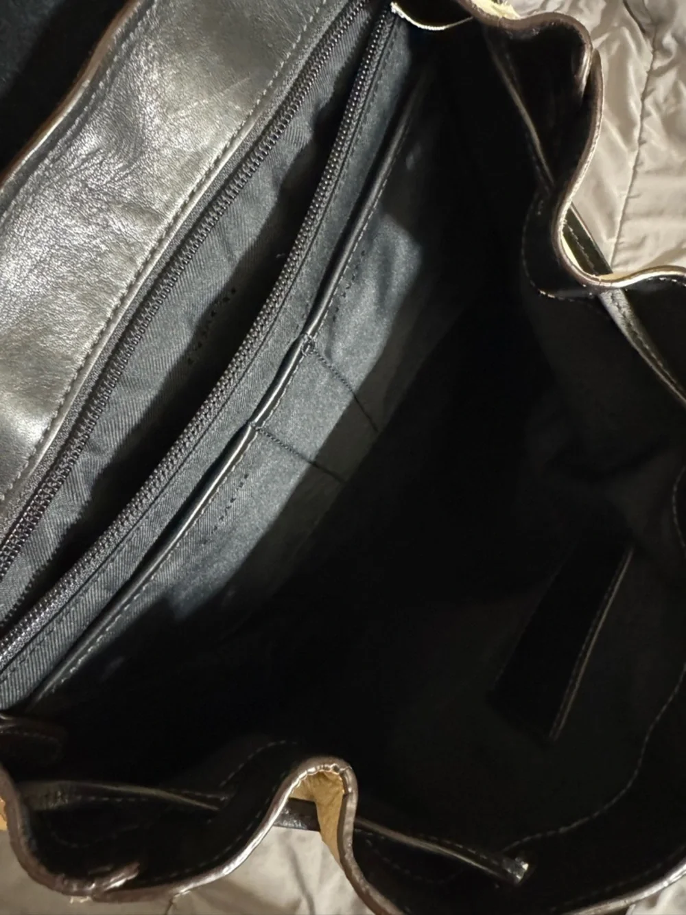 Coach clamshell patchwork backpack - Picture 6 of 8